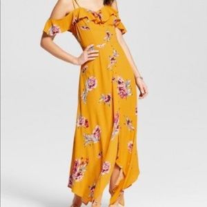 Cold shoulder floral maxi dress